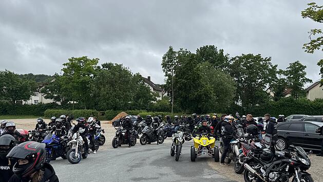 R&uuml;hrende Biker-Aktion in Franken: So emotional war der Abschied von Nils (21)