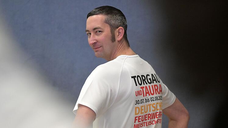 Konzert des S&auml;ngers Heino aus Solidarit&auml;t mit Feuerwehrmann