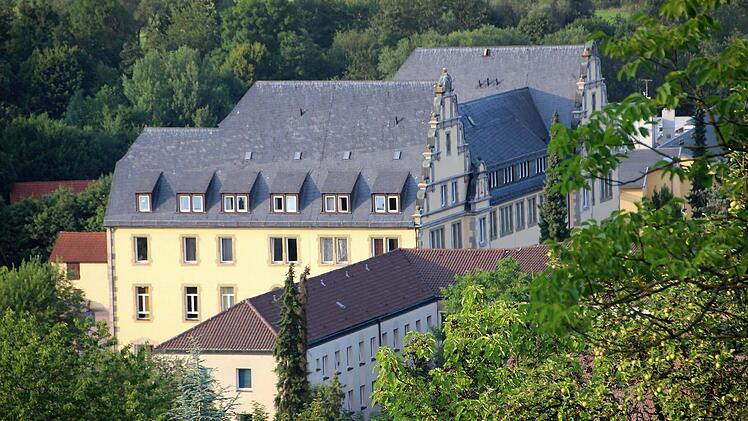 Die Caritas Schulen-Gesellschaft will künftig das Studienseminar mitnutzen. Wie sowohl BBZ-Unterricht, als auch die Betreuung des Ganztagsgymnasium dort untergebra cht werden können, wird derzeit ermittelt. Foto: Heike Beudert