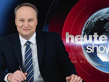 Die ZDF-Nachrichtensatire "Heute-Show" mit Oliver Welke macht gleich drei Monate Sommerpause. Nächste Sendung erst wieder im September. Foto: Stefan Menne