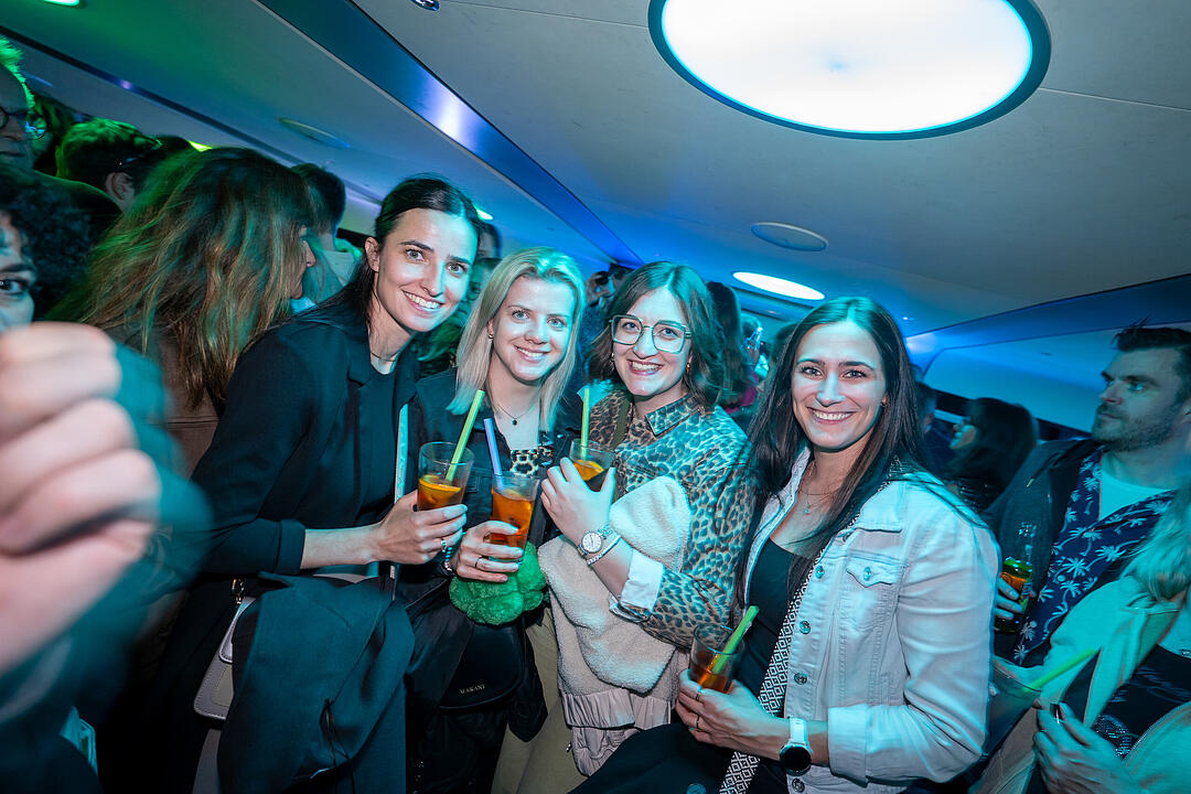 Auf drei Decks wurde richtig gefeiert!
