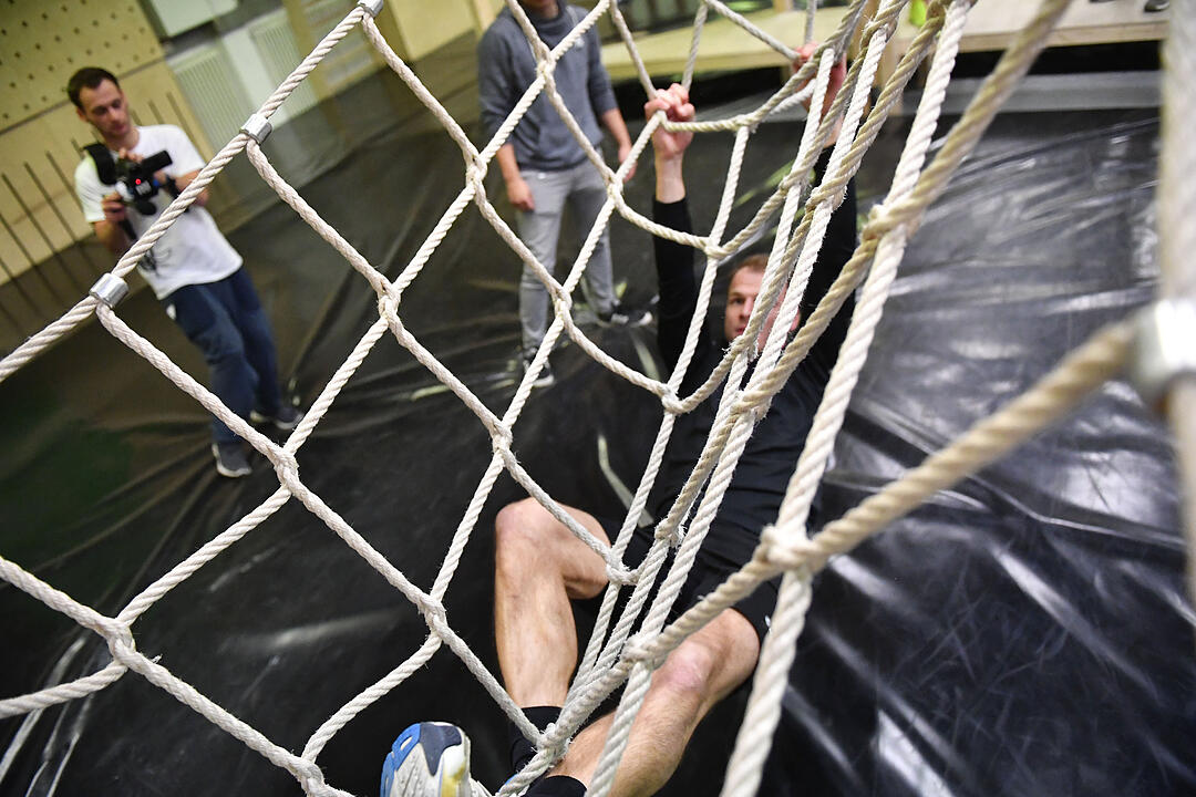 Franken-Ninjas - Drei Sportler aus der Region testen die Hindernis-Sporthalle "Warriors Luck" in Erlangen