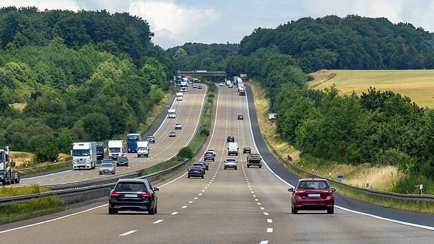 Autobahn, Überholen, Verkehr, Regeln