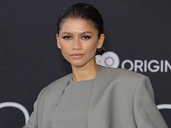 Zendaya langt im neuen Film "The Drama" kräftig zu.