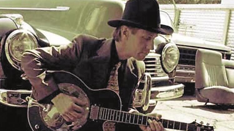 John Long spielt zum Auftakt der Gitarrentage am morgen Samstag in der Johanniskapelle. Foto: privat