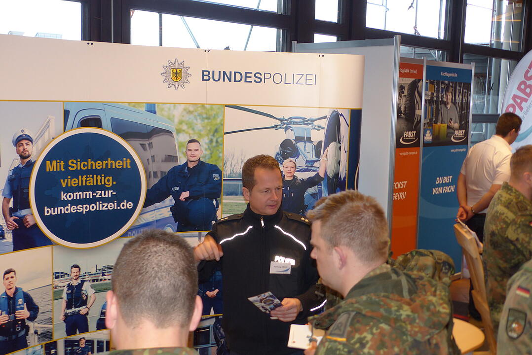 Jobmesse der Bundeswehr