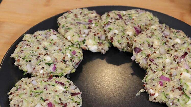 quinoa-bratlinge-roh