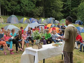 Auch ein Gottesdienst gehörte zum Programm. Foto: Doris Bauer