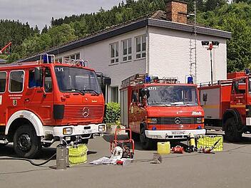 Fahrzeuge der Freiwilligen Feuerwehr Steinwiesen. Wie geht es in naher Zukunft weiter? Foto: privat