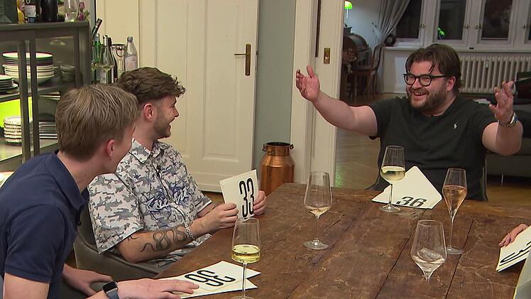 Gregor (41) will seinen Mitgewinner Noah (19) "adoptieren".