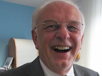 Edgar Büttner vielleicht? Er ist schon stellvertretender Landrat und verweist auf seine Erfolge als Bürgermeister in Heroldsbach.