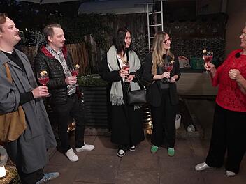 An Tag 1 in Aschaffenburg trifft sich die "Dinner"-Runde bei Lucia (63)