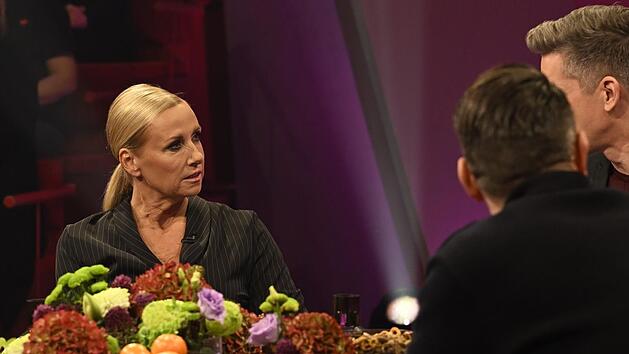 Beim gro&szlig;en RTL-Jahresr&uuml;ckblick erkl&auml;rte Andrea Kiewel, warum sie keinen Verlobungsring am Finger tr&auml;gt.