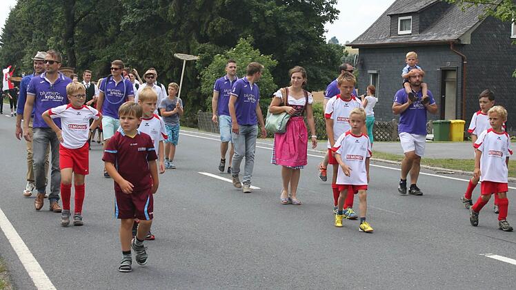 Kirchweih in Steinbach am Wald. Foto: Veronika Schadeck