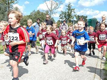 Kinder, Eltern und Großeltern können beim "Lauf der Hoffnung" als Botschafter für das Leben gemeinsam Freunde finden und für einen guten Zweck an den Start gehen. Foto: K.-H. Hofmann