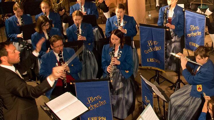 Nicht nur symphonische Blasmusik hat das Blasorchester Ebern zu bieten. Bei allen Hochfesten und Wallfahrten der Pfarrgemeinde Ebern macht sie auch Kirchenmusik. Nun sucht der Verein einen ersten Vorsitzenden. Foto: Archiv