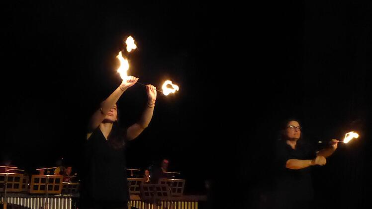 "Kisspercussiva trifft Circus Luna" Foto: Gerhild Ahnert