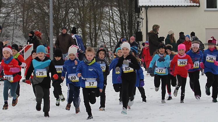 Auch die Schüler waren bei ihren Läufen - hier über 1200 Meter - mit Begeisterung dabei.