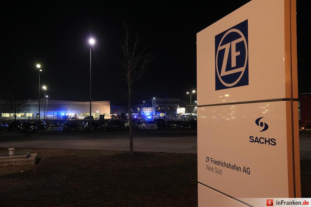 Ammoniakaustritt bei Automobilzulieferer in Schweinfurt - zwölf Verletzte