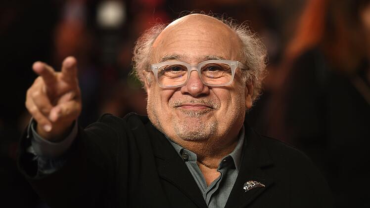 Schauspiellegende Danny DeVito verdiente sich als junger Mann sein Geld mit Haareschneiden.