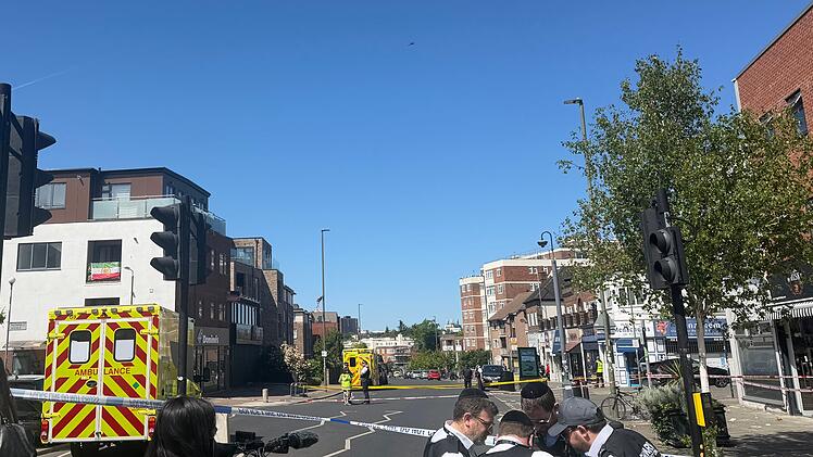 Zwei Verletzte bei Messerangriff in London