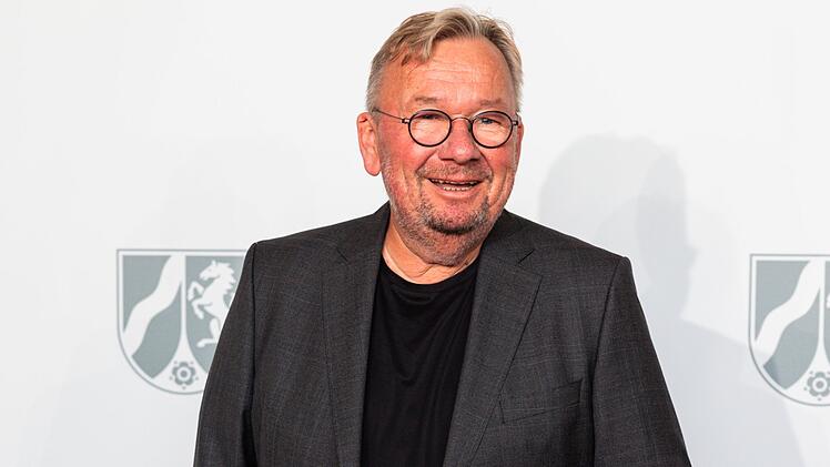 Entertainer Bernd Stelter muss demn&auml;chst an der H&uuml;fte operiert wurden - f&uuml;r den Eingriff hat der Komiker einiges an Gewicht verloren.