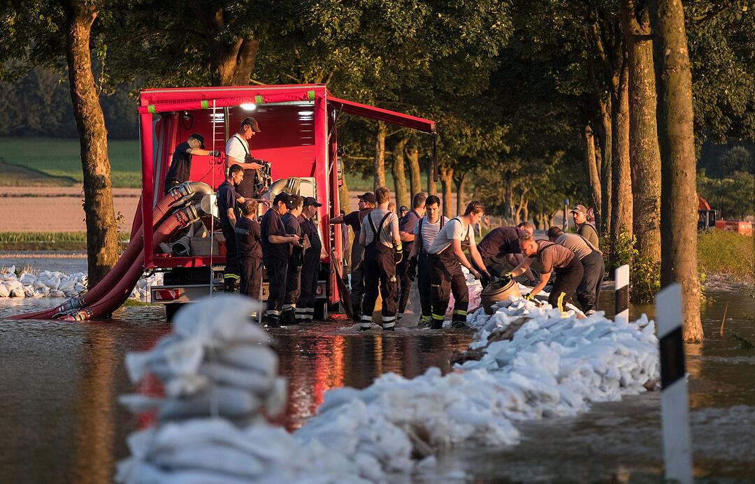 Hochwasser in Deutschland: Der Kampf gegen die Fluten