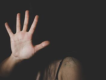 Hunderte Dateien kinderpornografischen Inhalts hatte ein Angeklagter im Kreis Haßberge zuhause. Deswegen musste er sich nun vor dem Amtsgericht verantworten. Symbolfoto: pixabay