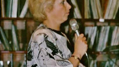 Vor 30 Jahren als DJ: Barbara Drosd-Tessari gibt erste Stunden in der Groppstraße.  Foto: Drosd-Tessari