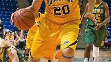 Brittany McQuain im Trikot der Quinnipiac Bobcats  Foto: privat