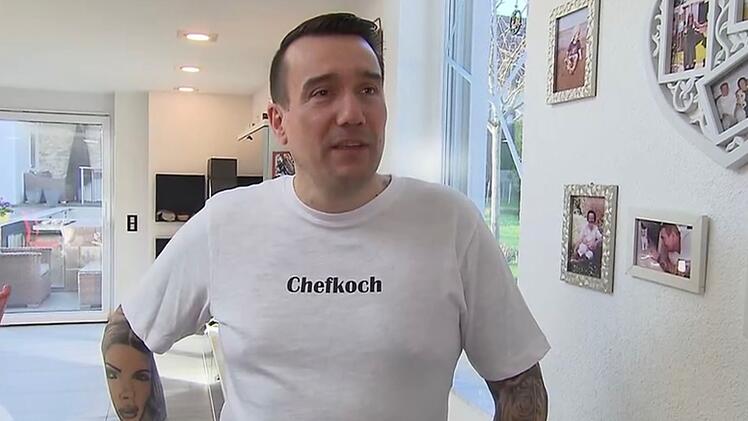 Freddy (46) ist Pyrotechniker - und, na klar, Chefkoch!