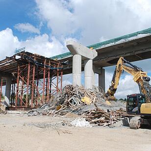 Brückeneinsturz bei Werneck: Aufräumen an der Unglücksstelle