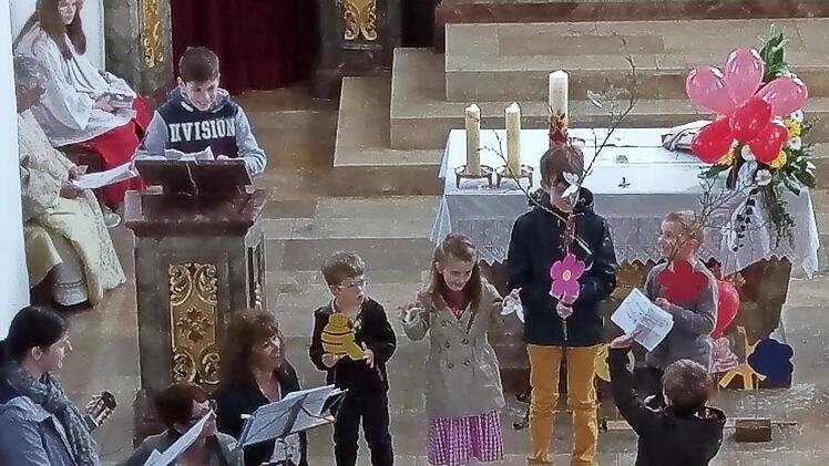 Der Familiengottesdienst in Fridritt wurde von zahlreichen Kindern gestaltet.  Foto: Felix Herold