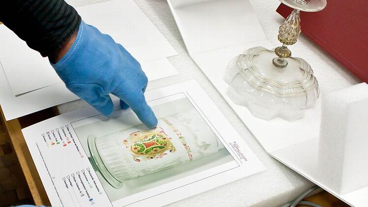 Jedes einzelne Objekt wird vor dem Transport sorgsam dokumentiert.