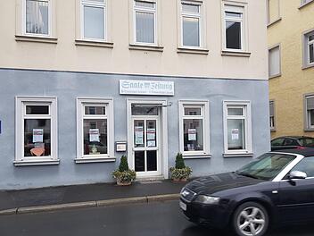 Die Geschäftsstelle der Saale-Zeitung hat am 6. Dezember 2019 zum letzten Mal geöffnet. Die Redaktion allerdings ist davon unberührt, sie bleibt in den darüber liegenden Räumen. Foto: Susanne Will