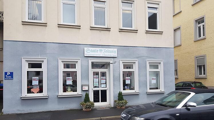 Die Geschäftsstelle der Saale-Zeitung hat am 6. Dezember 2019 zum letzten Mal geöffnet. Die Redaktion allerdings ist davon unberührt, sie bleibt in den darüber liegenden Räumen. Foto: Susanne Will
