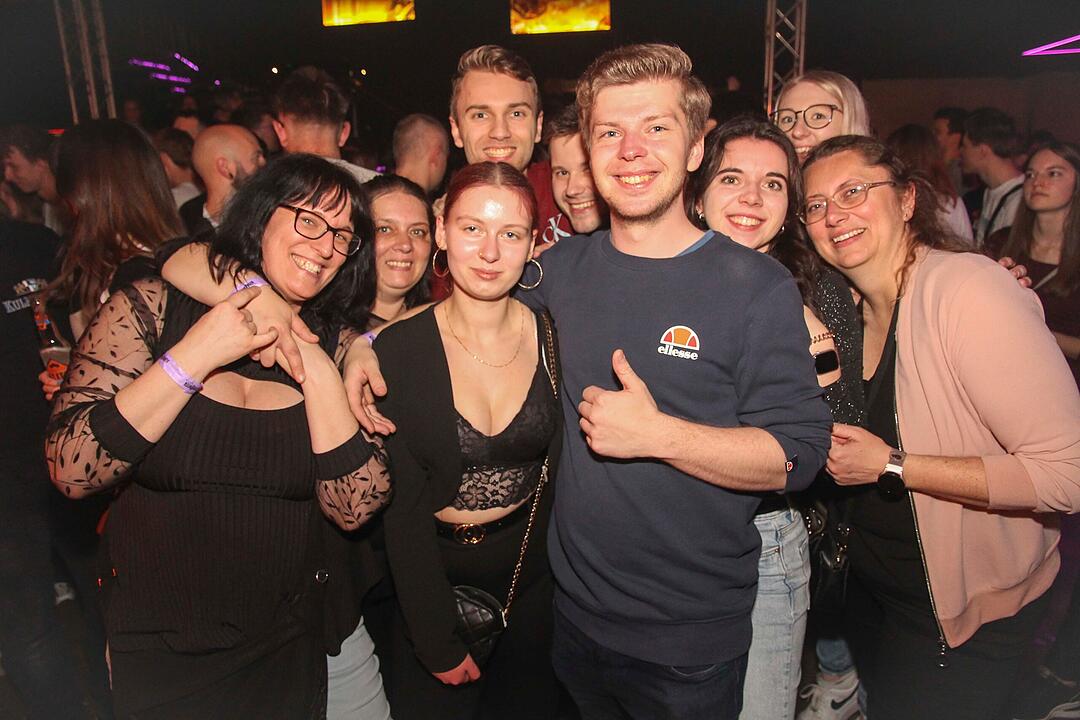 RADSPITZ live im Schwingen Nightlife