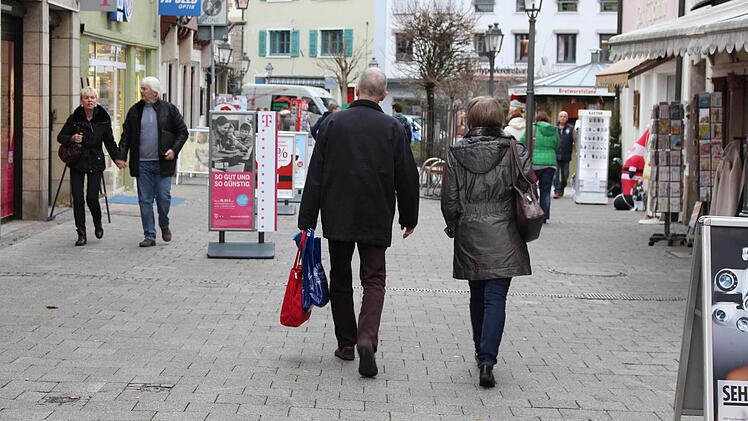 Eine Woche vor Heiligabend: Der Trubel in der Kulmbacher Innenstadt hält sich in Grenzen.  Foto: Lisa Kieslinger