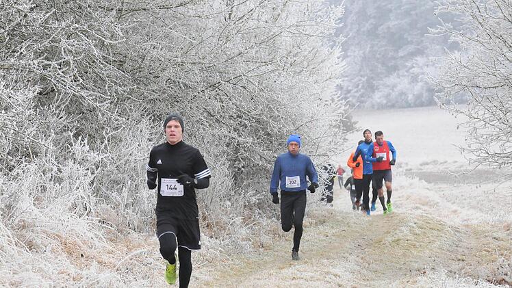 Impressionen vom Fuschter Silvesterlauf 2016. Foto: ssp