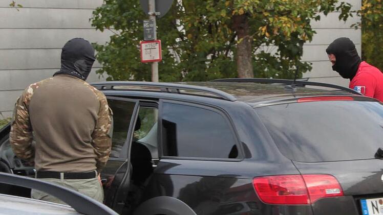 Einen SEK-Einsatz gab es am Freitag im Stadtteil Siedlung. Foto: Jürgen Gärtner