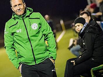 Neudrossenfelds Trainer Werner Thomas blickt optimistisch auf die Partie gegen Quelle Fürth.  Foto: Muck