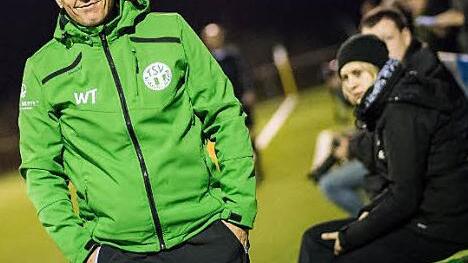 Neudrossenfelds Trainer Werner Thomas blickt optimistisch auf die Partie gegen Quelle Fürth.  Foto: Muck