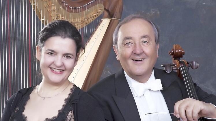 Auch das "Duo Orfeo" mit mit Laurence Beaufils-Forstner, Harfe, und Karlheinz Busch, Cello, wird in Seehof konzertieren. Foto: p