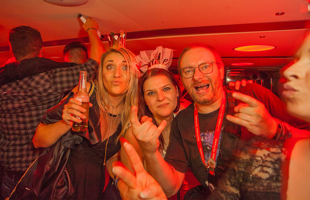 Endlich wieder uferlos feiern!