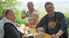 Vom Reifenberger Keller hat der Gast einen tollen Rundblick.