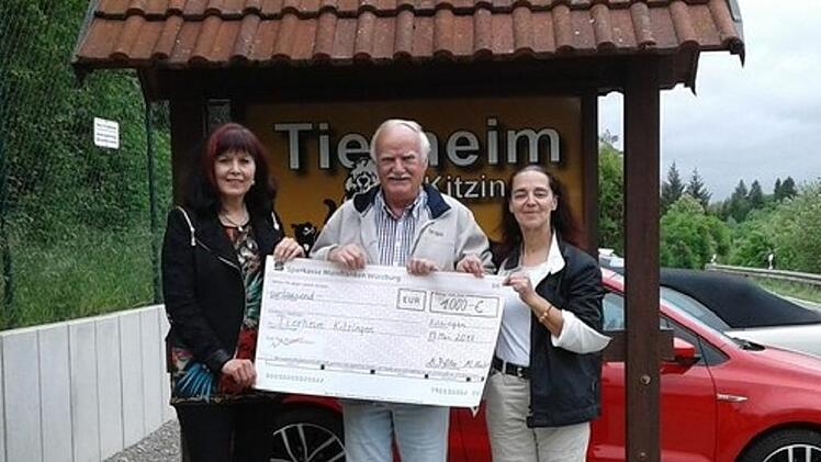 1000-Euro-Spende f&uuml;r das Tierheim