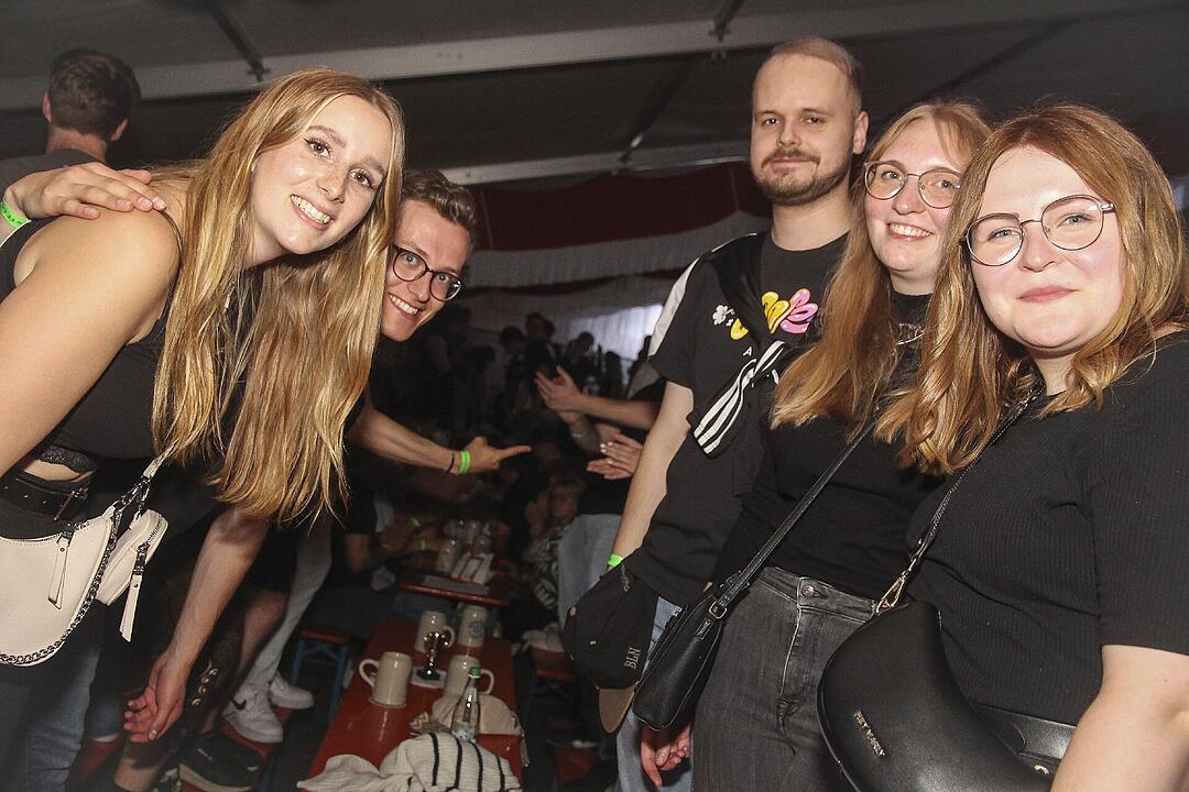 Heavy Volxmusic in Dörfleins!