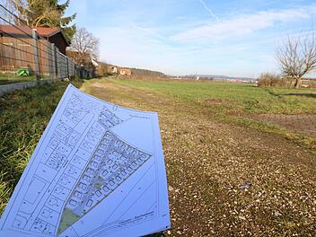 Grundstückeigentümer haben vorgeschlagen, am östlichen Rand von Hausen, ein 3,1 Hektar großes Baugebiet auszuweisen. Dagegen wurden über 400 Unterschriften gesammelt. Foto: Ronald Heck
