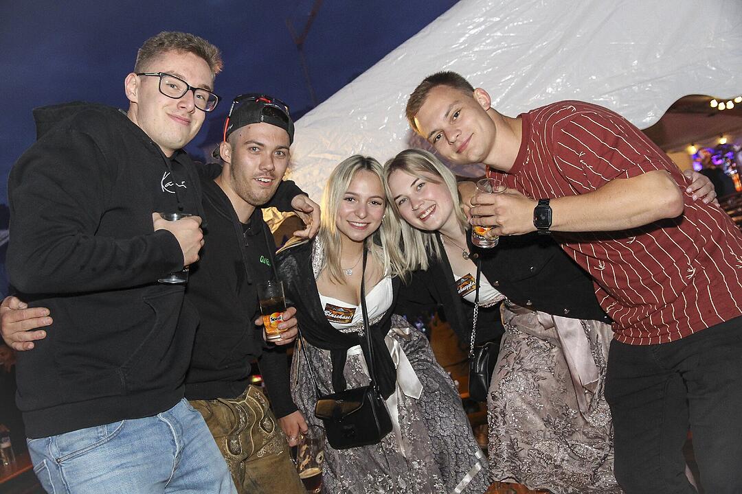 Das Bayreuther Volksfest bietet ein buntes Programm.