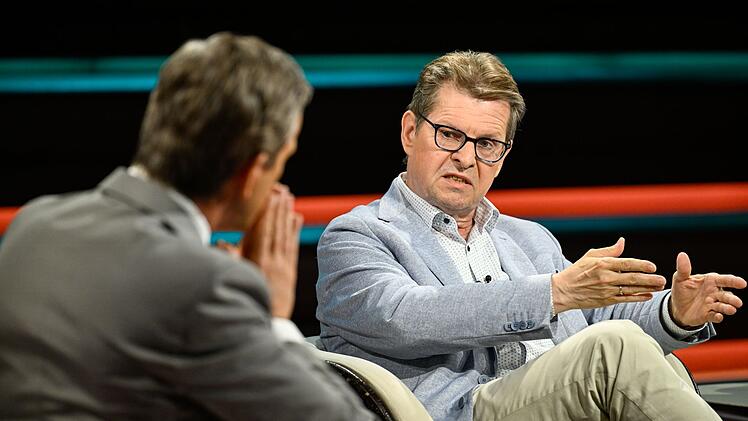SPD-Politiker Ralf Stegner erläuterte bei "Markus Lanz", dass er mit dem Friedensmanifest einen Denkanstoß liefern wollte.